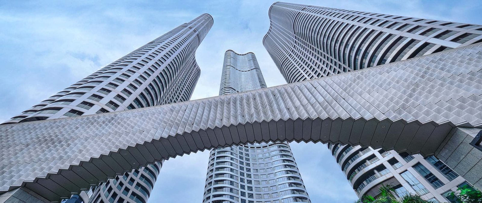 Lodha World View